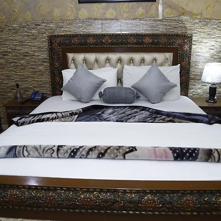 Hotel Sweet Inn Лахор Екстер'єр фото