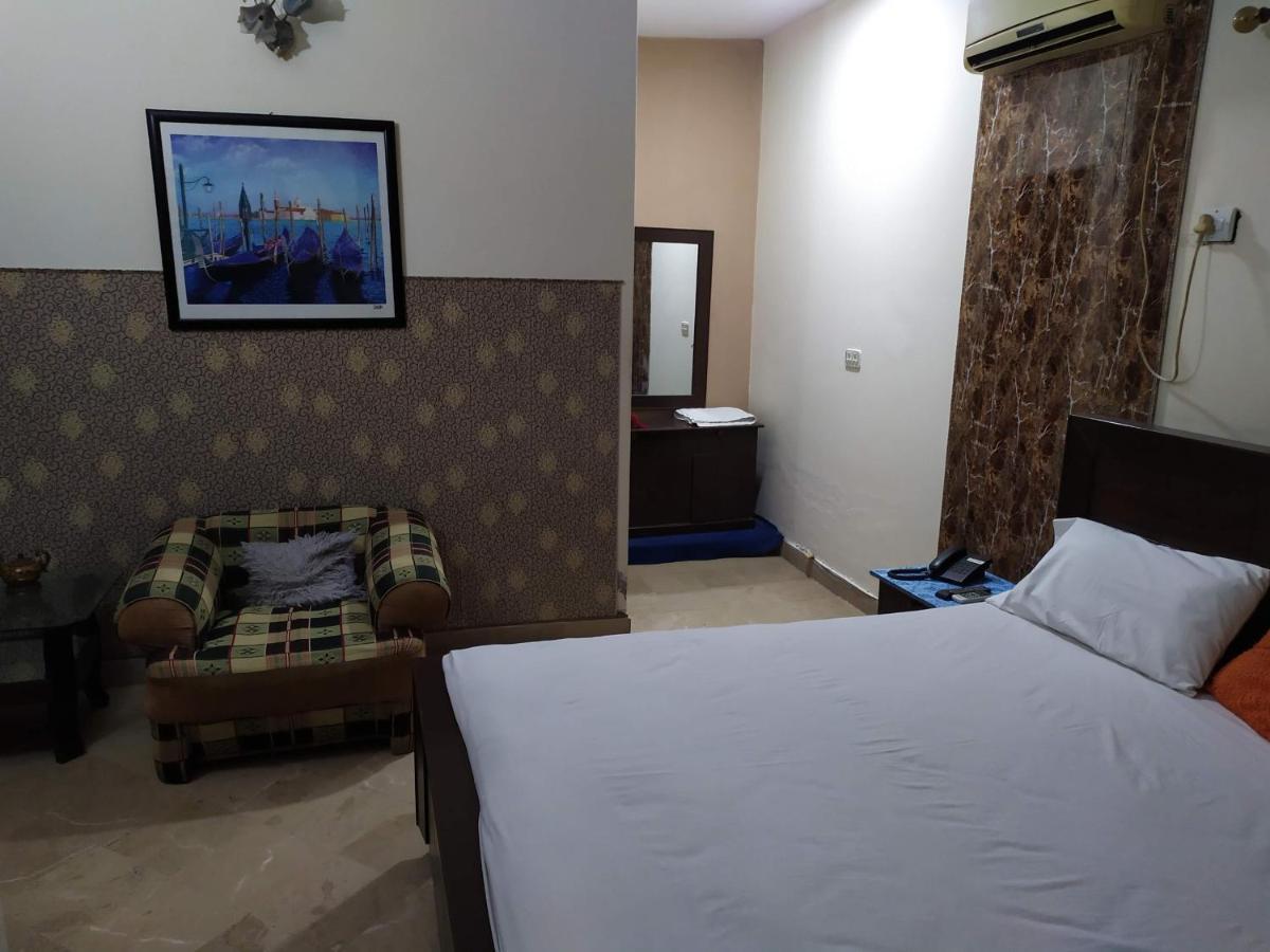 Hotel Sweet Inn Лахор Екстер'єр фото